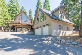 Great home in Lake Almanor West with tons of room for everyone on Lake Almanor West Golf Course in California - for sale on GolfHomes.com, golf home, golf lot