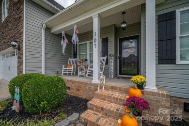 Home owner works from home and needs an hour heads up before on Woodbridge Golf Links in North Carolina - for sale on GolfHomes.com, golf home, golf lot