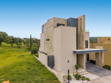 Perched in a privileged location within the prestigious Ventanas on  in  - for sale on GolfHomes.com, golf home, golf lot