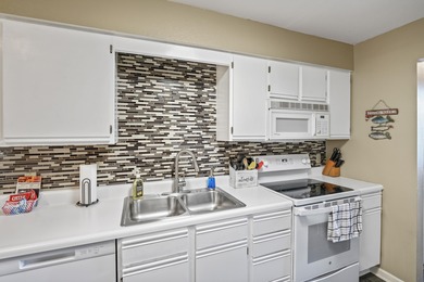 PRICED TO SELL!! Fantastic Golf Course View in beautiful Pointe on Pointe Royale Village Country Club in Missouri - for sale on GolfHomes.com, golf home, golf lot