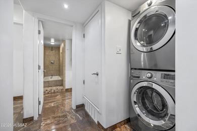 Beautifully remodeled 2-bedroom, 2-bathroom ground-floor on Randolph Park Golf Courses in Arizona - for sale on GolfHomes.com, golf home, golf lot