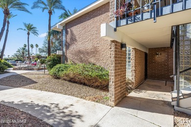Beautifully remodeled 2-bedroom, 2-bathroom ground-floor on Randolph Park Golf Courses in Arizona - for sale on GolfHomes.com, golf home, golf lot