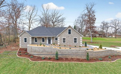 Welcome to this upscale new construction full-brick home in the on Deer Creek Golf Club in Tennessee - for sale on GolfHomes.com, golf home, golf lot