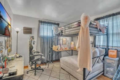 Welcome to 2918 Jerauld Avenue -- a charming, well-kept ranch in on Hyde Park Municipal Golf Course - Hyde Park 1 in New York - for sale on GolfHomes.com, golf home, golf lot