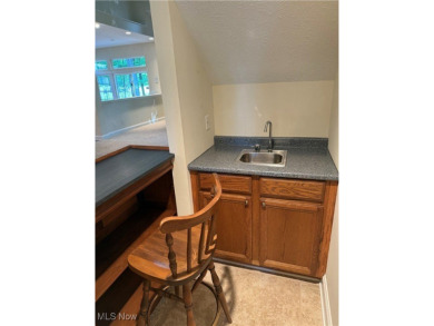 Beautiful free-standing townhome with easy ONE floor living w/ on Quail Hollow Resort and Country Club in Ohio - for sale on GolfHomes.com, golf home, golf lot