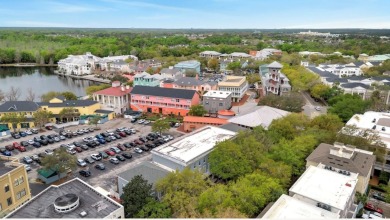 Awesome unit right in the heart of Downtown Celebration. The on Celebration Golf Club in Florida - for sale on GolfHomes.com, golf home, golf lot