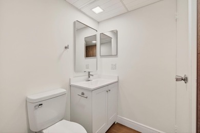 Beautifully Updated 2-Bedroom, 2-Bath Ground-Floor Condo in on Kings Point Golf - Executive in Florida - for sale on GolfHomes.com, golf home, golf lot