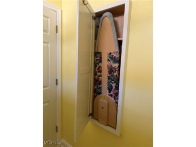 Beautiful free-standing townhome with easy ONE floor living w/ on Quail Hollow Resort and Country Club in Ohio - for sale on GolfHomes.com, golf home, golf lot