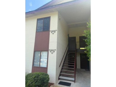 Welcome to this well-maintained 2-bedroom, 1.5-bath condo on Country Club At Silver Springs Shores in Florida - for sale on GolfHomes.com, golf home, golf lot