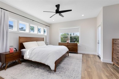 Don't miss your opportunity with this stunning 3 bed, 3 bath on Country Club of Orlando in Florida - for sale on GolfHomes.com, golf home, golf lot
