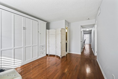 Beautiful and well maintained 1 bedroom 1.5 bathroom unit in on Raintree Golf Course in New Jersey - for sale on GolfHomes.com, golf home, golf lot