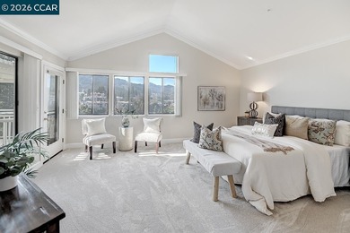 Fabulous Rosslyn floor plan with 2 bedrooms plus a den on Rossmoor Golf Course in California - for sale on GolfHomes.com, golf home, golf lot