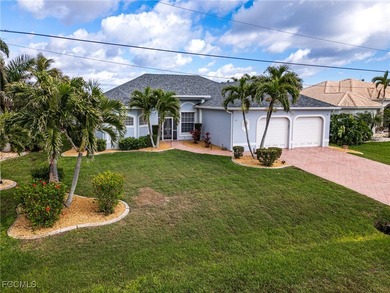 PRIME SW CAPE CORAL LOCATION! This home boasts almost 2,500 sq on Royal Tee Country Club in Florida - for sale on GolfHomes.com, golf home, golf lot
