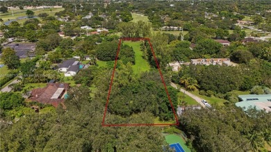 Just reduced by $100,000 and seller wants offers ASAP on Killian Greens Golf Club in Florida - for sale on GolfHomes.com, golf home, golf lot