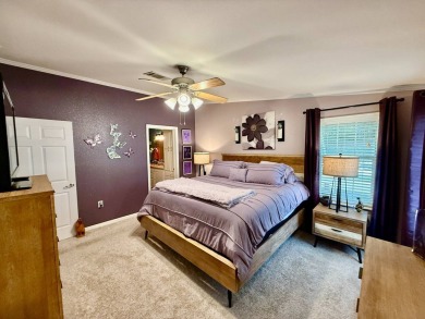 Home is located in Water Oak Country Club Estates in Lady Lake on Water Oak Country Club Estates in Florida - for sale on GolfHomes.com, golf home, golf lot