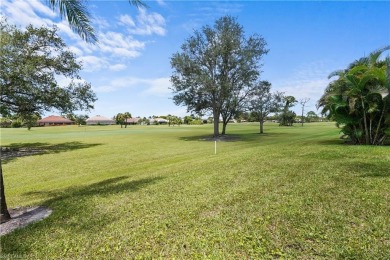 Light and Bright 2BR/2BA condo with Garage and Extra Storage in on Spanish Wells Golf and Country Club in Florida - for sale on GolfHomes.com, golf home, golf lot