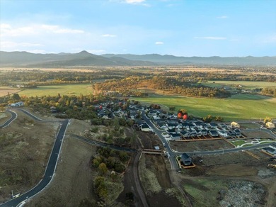 Introducing Quail Run Estates, Eagle Point's premier new on Eagle Point Golf Course in Oregon - for sale on GolfHomes.com, golf home, golf lot