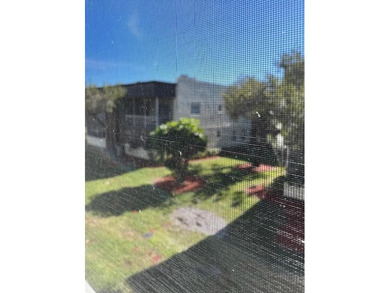 VIEW ** VIEW  ** VIEW  ** BEAUTIFULLY SITUATED TRUE END UNIT on Kings Point Golf -Flanders Way in Florida - for sale on GolfHomes.com, golf home, golf lot