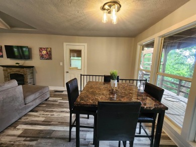Secluded, private house with view of Sugar Loaf Mountain on Indian Hills Country Club in Arkansas - for sale on GolfHomes.com, golf home, golf lot