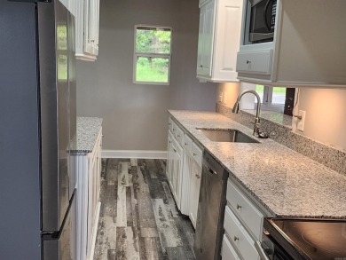 Secluded, private house with view of Sugar Loaf Mountain on Indian Hills Country Club in Arkansas - for sale on GolfHomes.com, golf home, golf lot