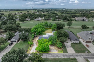 Completely Remodeled Home on the 11th Fairway - Modern Comfort on Lake Kiowa Golf Course in Texas - for sale on GolfHomes.com, golf home, golf lot