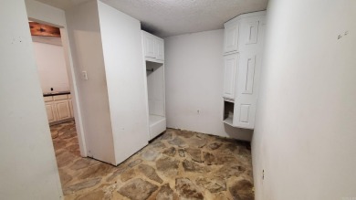 Secluded, private house with view of Sugar Loaf Mountain on Indian Hills Country Club in Arkansas - for sale on GolfHomes.com, golf home, golf lot