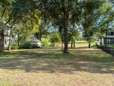 Open water lot on almost half acre in newer gated community on on Cedar Creek Country Club in Texas - for sale on GolfHomes.com, golf home, golf lot