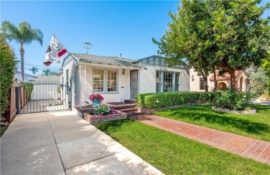 Welcome to a cozy cottage tucked away in one of the most on Recreation Park Golf Course 18 in California - for sale on GolfHomes.com, golf home, golf lot