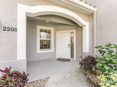 Tucked inside the lush, Bundled-golf community of Spring Run on Spring Run Golf Club in Florida - for sale on GolfHomes.com, golf home, golf lot