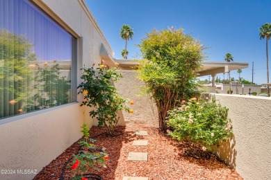 Immaculate, masonry stucco construction townhome just minutes on Dorado Country Club in Arizona - for sale on GolfHomes.com, golf home, golf lot