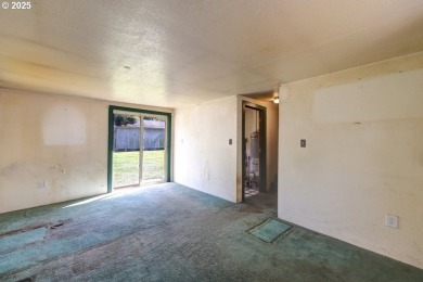 Charming Coastal Opportunity in Gearhart. Tucked away on a on Gearhart Golf Links in Oregon - for sale on GolfHomes.com, golf home, golf lot