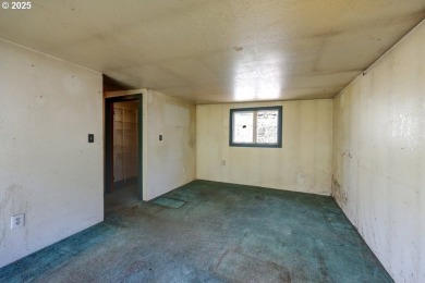 Charming Coastal Opportunity in Gearhart. Tucked away on a on Gearhart Golf Links in Oregon - for sale on GolfHomes.com, golf home, golf lot