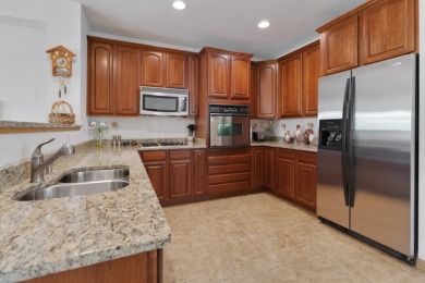 Luxury upper level rarely available 3 bedroom plus den 2 bath on Fox Run Golf Links in Illinois - for sale on GolfHomes.com, golf home, golf lot