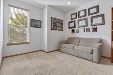 Luxury upper level rarely available 3 bedroom plus den 2 bath on Fox Run Golf Links in Illinois - for sale on GolfHomes.com, golf home, golf lot