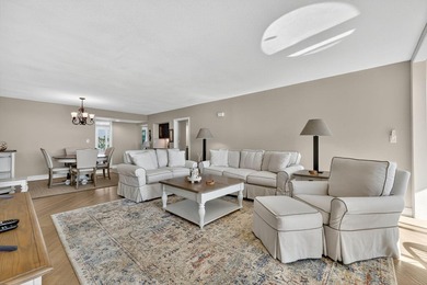 Beautiful 3 bedroom 2 bath condo at Ocean Village on South on Ocean Village Golf Course in Florida - for sale on GolfHomes.com, golf home, golf lot