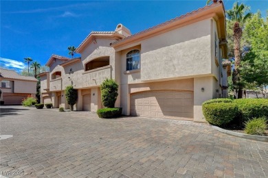 Live the resort lifestyle every day in lush, guard-gated Resort on WildHorse Golf Club in Nevada - for sale on GolfHomes.com, golf home, golf lot