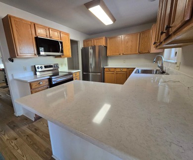 Neat as pin and ready for new owners! This home is situated near on Lake Shastina Golf Course in California - for sale on GolfHomes.com, golf home, golf lot