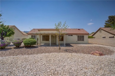 Charming single-story home nestled in the heart of Sun City on Highland Falls Golf Club in Nevada - for sale on GolfHomes.com, golf home, golf lot