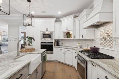 Southern Charm at its finest! This elegant 4 bedroom, 3.5 on Hampton Hall Club in South Carolina - for sale on GolfHomes.com, golf home, golf lot