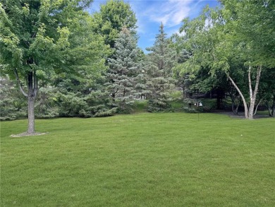 Wonderful 3-bedroom + loft townhome located in a great on Northfield Golf Club in Minnesota - for sale on GolfHomes.com, golf home, golf lot