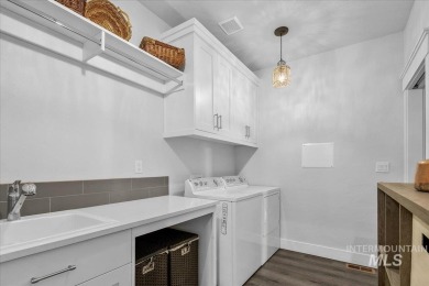 Must see! This is a beautiful & thoughtfully designed living on Eagle Legacy Golf Course in Idaho - for sale on GolfHomes.com, golf home, golf lot