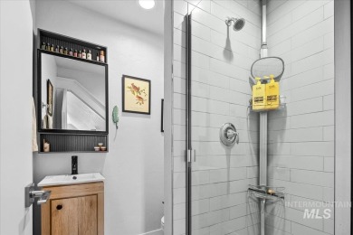 Must see! This is a beautiful & thoughtfully designed living on Eagle Legacy Golf Course in Idaho - for sale on GolfHomes.com, golf home, golf lot