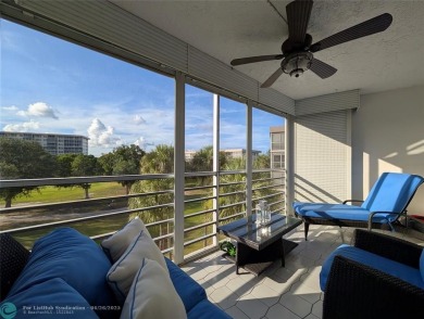 Beautifully updated and furnished, large 2 bedroom condominium on Palm-Aire Country Club and Resort - The Oaks in Florida - for sale on GolfHomes.com, golf home, golf lot
