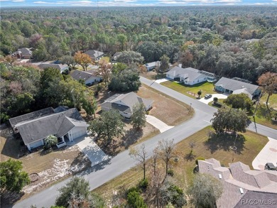 Welcome to this light and bright 3-bedroom, 2-bath home situated on Sugarmill Woods Golf and Country Club in Florida - for sale on GolfHomes.com, golf home, golf lot