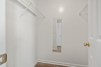 Bright and airy perfectly describes this spacious 3-bedroom on Wachesaw Plantation East Golf Course in South Carolina - for sale on GolfHomes.com, golf home, golf lot