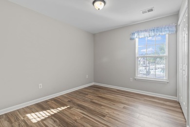 Bright and airy perfectly describes this spacious 3-bedroom on Wachesaw Plantation East Golf Course in South Carolina - for sale on GolfHomes.com, golf home, golf lot