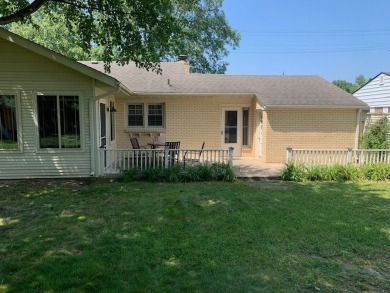 I'm excited to share a wonderful opportunity with you: a on Sinnissippi Park Golf Course in Illinois - for sale on GolfHomes.com, golf home, golf lot