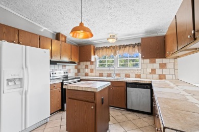This land is perfect for homeowners, farmers, investors on Woodland Valley Country Club in South Carolina - for sale on GolfHomes.com, golf home, golf lot