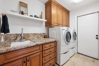 Beautifully renovated, new contemporary furnishings (per on Indian Wells Golf Resort and Country Club in California - for sale on GolfHomes.com, golf home, golf lot