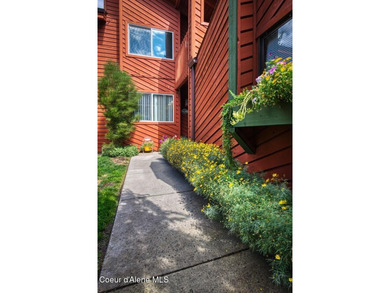 Situated in the heart of Twin Lakes Village, this private on Twin Lakes Village Golf Course in Idaho - for sale on GolfHomes.com, golf home, golf lot